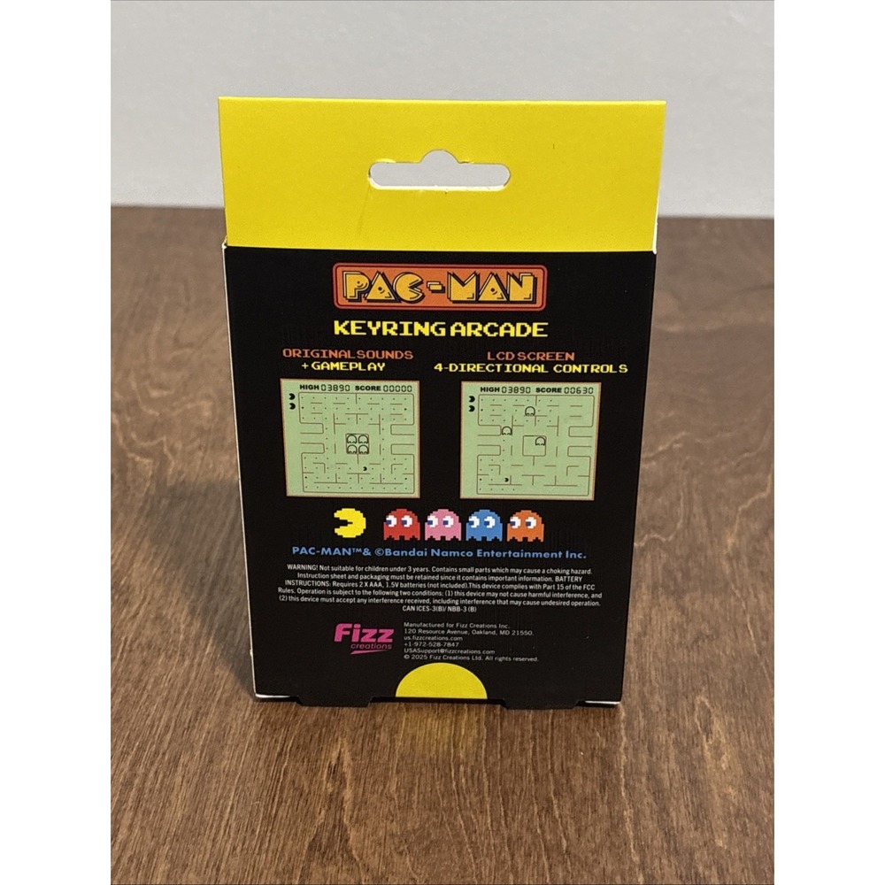 Pac-Man Classic Arcade Game Hand-Held Console Keyring Keychain Novelty Gift - Picture 2 of 3